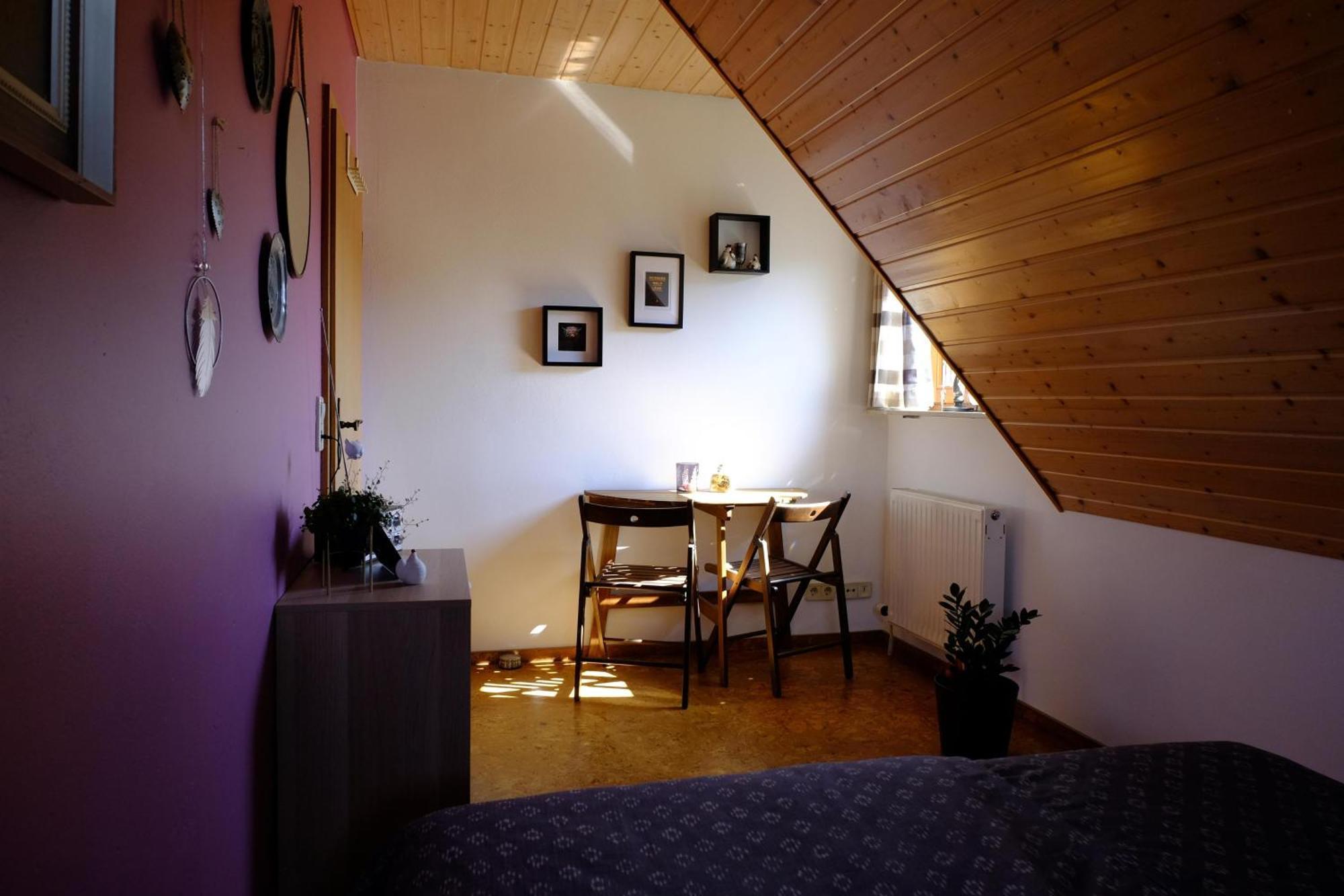 באיירסברון Schwarzwild - Ferienwohnung Und Ferienzimmer מראה חיצוני תמונה